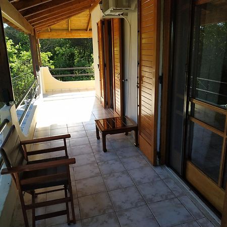 Villa Dimitris Áfra المظهر الخارجي الصورة