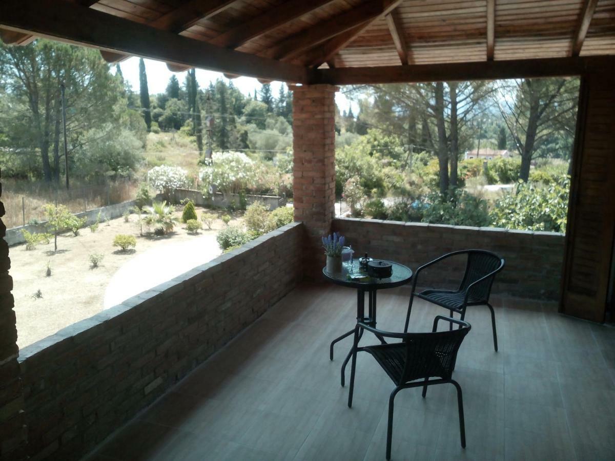 Villa Dimitris Áfra المظهر الخارجي الصورة